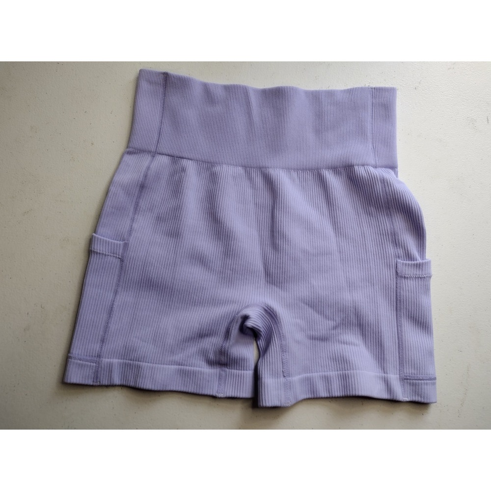 Lavender Ribbed High Waisted Pocket Shorts‎ Women's Size S Seamless Yoga
